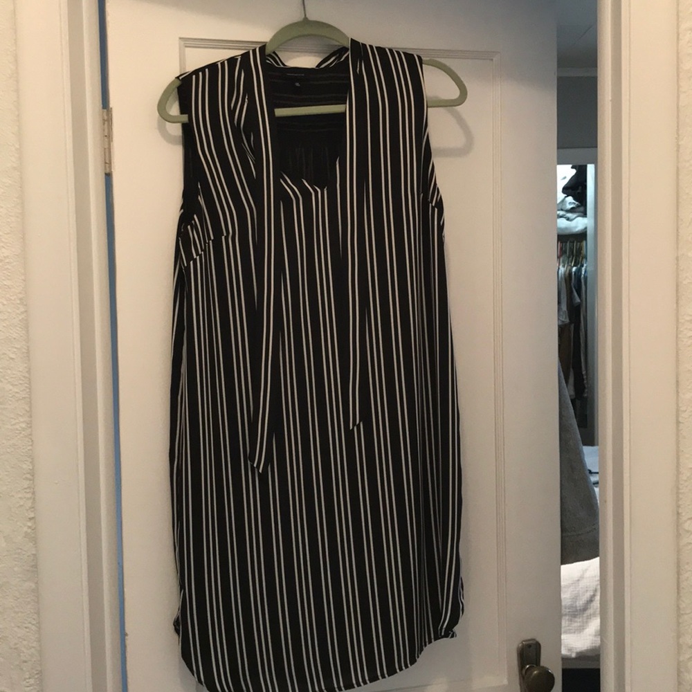 Who What Wear black & White dress - M